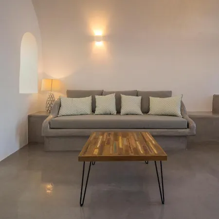 Aqua Serenity Luxury Santorini * Foinikia (Santorini)