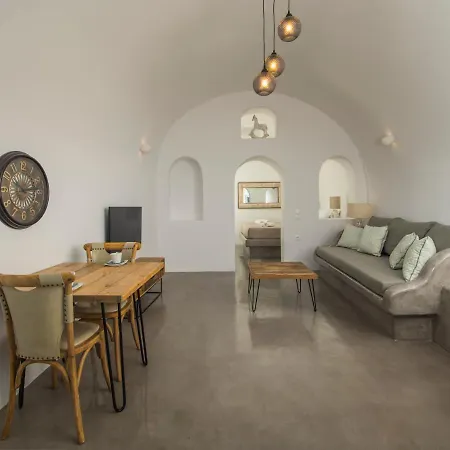 Aparthotel Aqua Serenity Luxury Santorini *